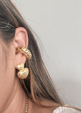 Cargar imagen en el visor de la galería, Ear Cuff Lovely